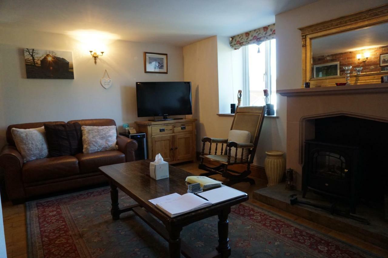 Chapel Croft Guest House Biddulph  Dış mekan fotoğraf