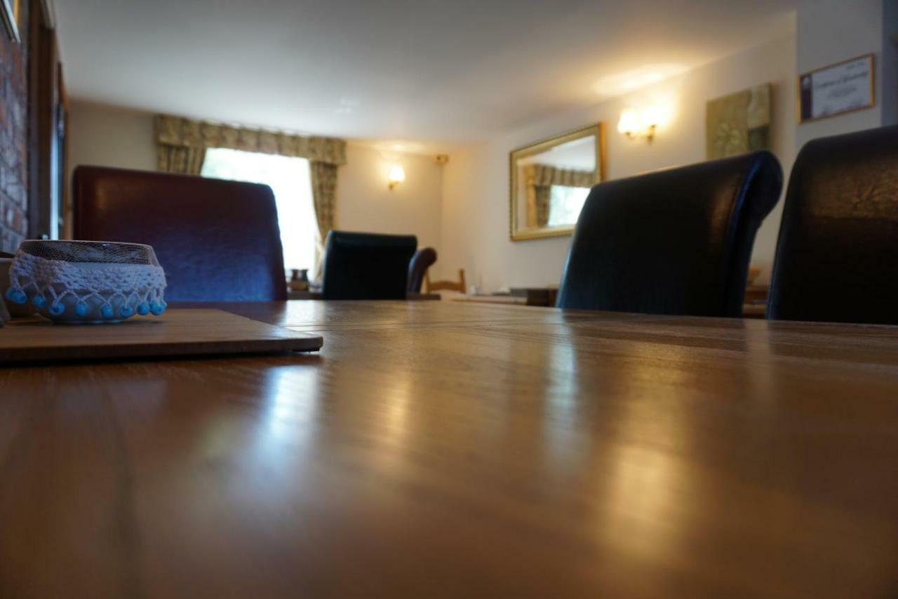 Chapel Croft Guest House Biddulph  Dış mekan fotoğraf